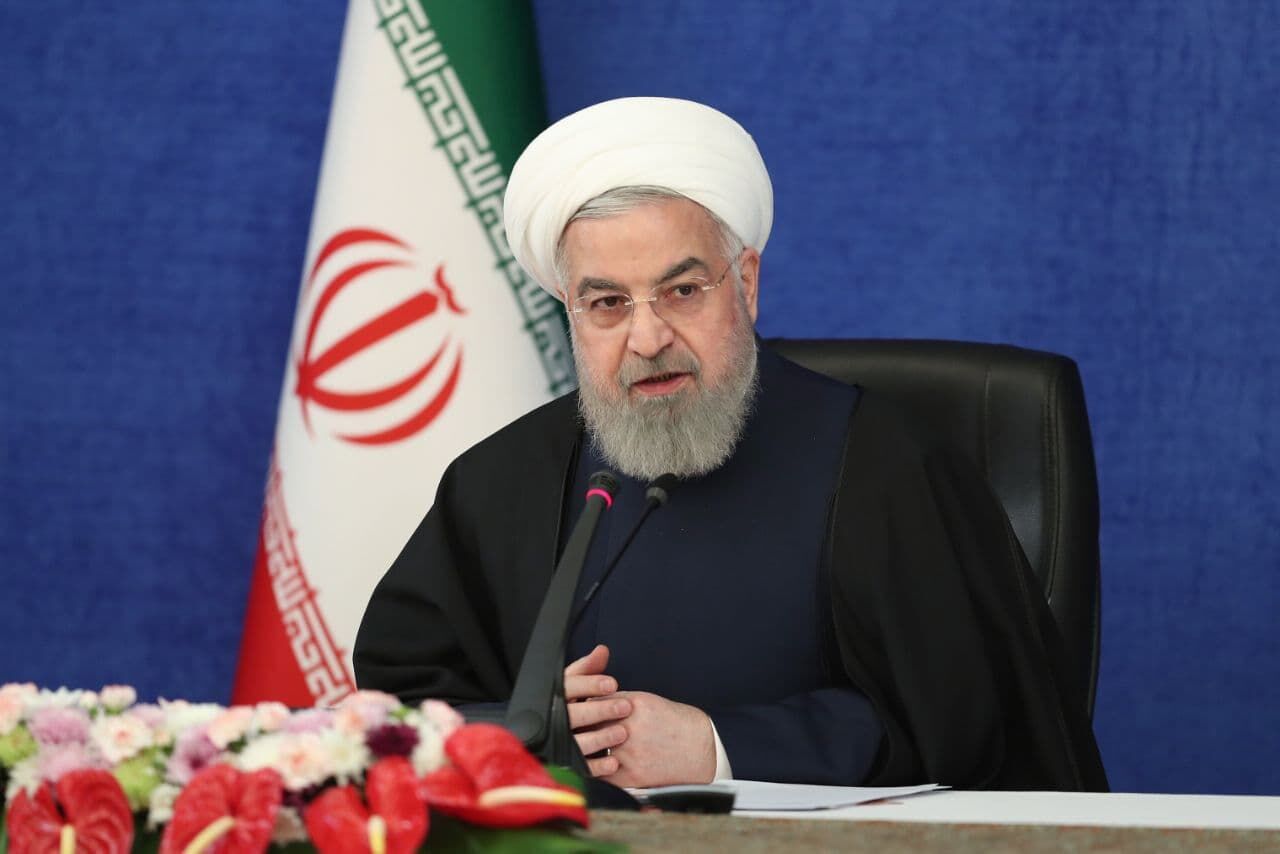 روحانی: ایران با پیروزی انقلاب صاحب دموکراسی، جمهوریت و اسلامیت شد