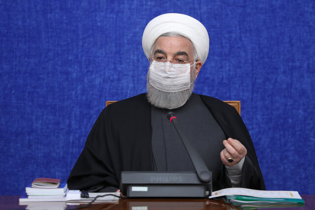 قیمت واکسن محل دعوا و نزاع نیست/دوگانه بیخودی بوجود آمده است