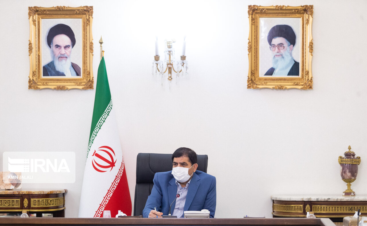 معاون اول رییس جمهور بر توسعه نظارت و ثبات در بازار کالاهای اساسی تاکید کرد